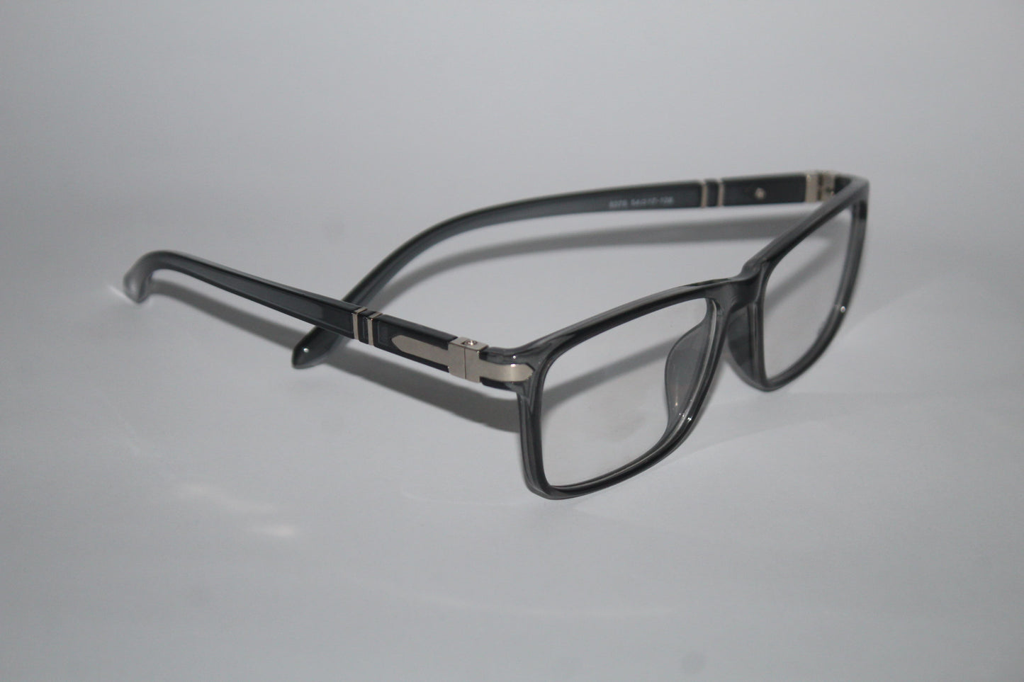 Transition Glasses dn16